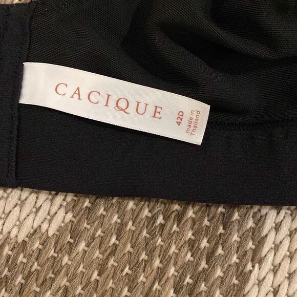Cacique bra, size 42D lightly lined no wire bra - Picture 4 of 6
